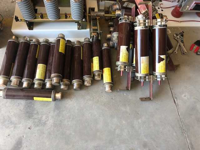 QTY OF (30) - SIBA, HV BACK UP FUSE, VDE 0670 T402, IEC 60282-1, Striker Medium, Indoor/Outdoor, 100A, 6/12kv - ELECTRICAL COMPONENTS