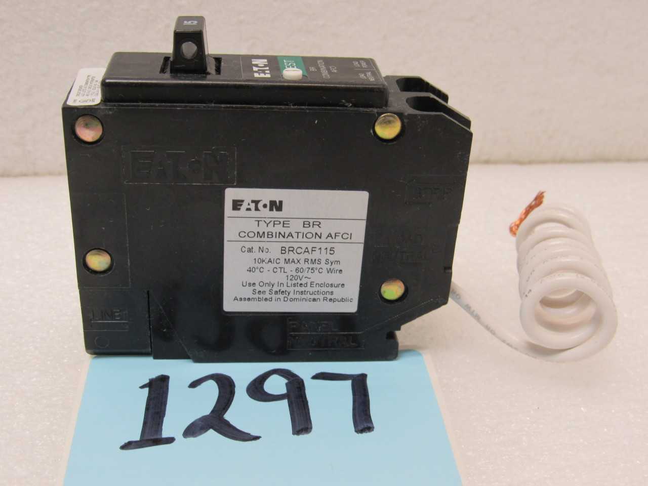 LOT OF EATON RESIDENTAL BREAKERS - MISCELLANEOUS