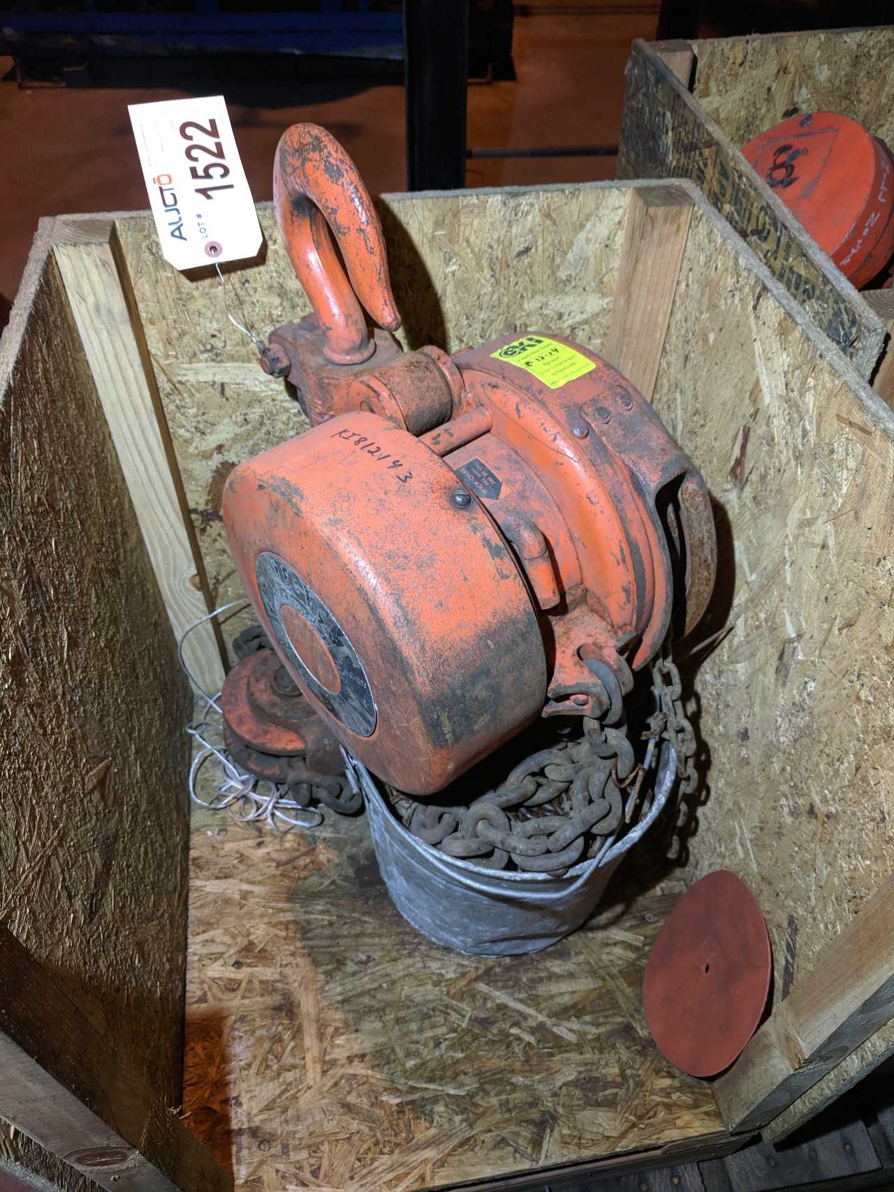 LOT OF ASSORTED CHAINFALLS - ELECTRIC POWER TOOLS