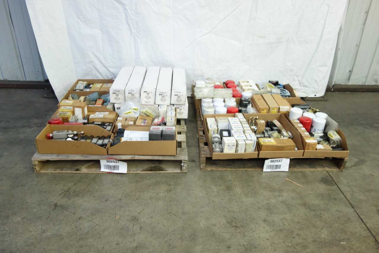 2 PALLETS OF HYDRAULIC REPLACEMENT PARTS - VALVES