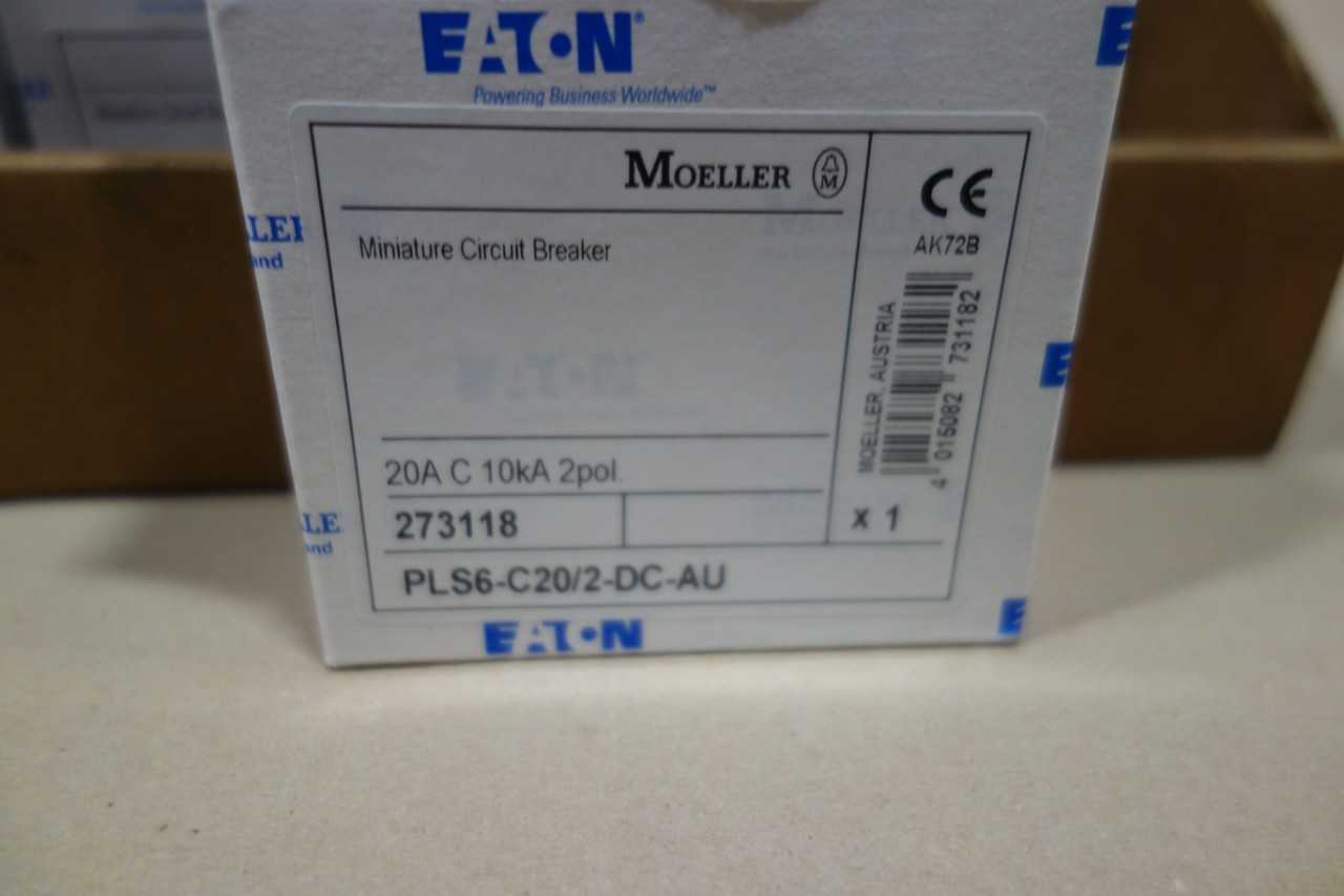 LOT OF 33 EATON MINIATURE CIRCUIT BREAKERS   PLS6 C202 DC AU - CIRCUIT BREAKERS