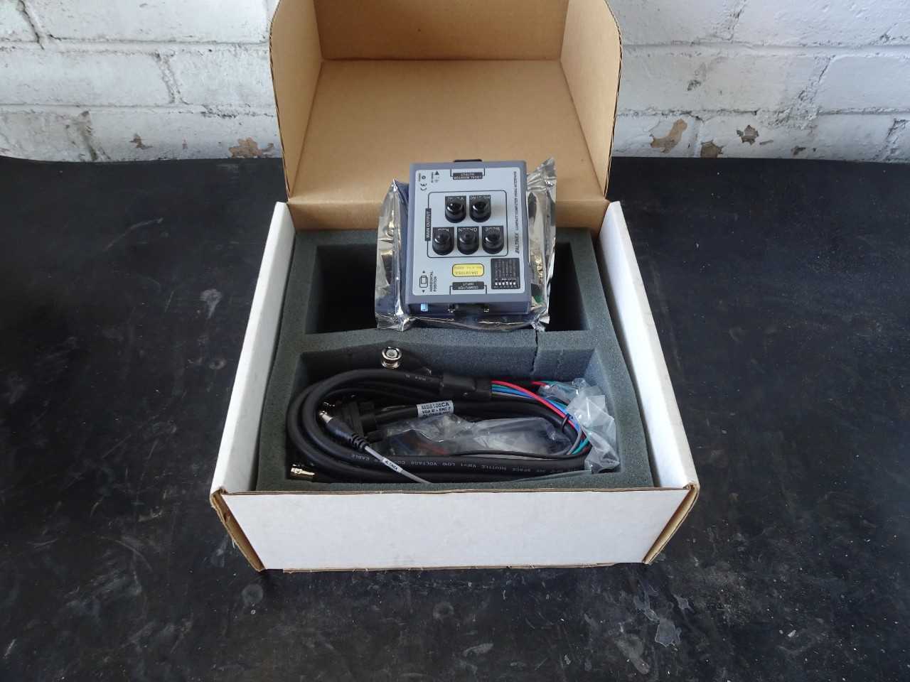 STERLING DA1910SX  NETWORK DEVICE in box - ELECTRICAL COMPONENTS