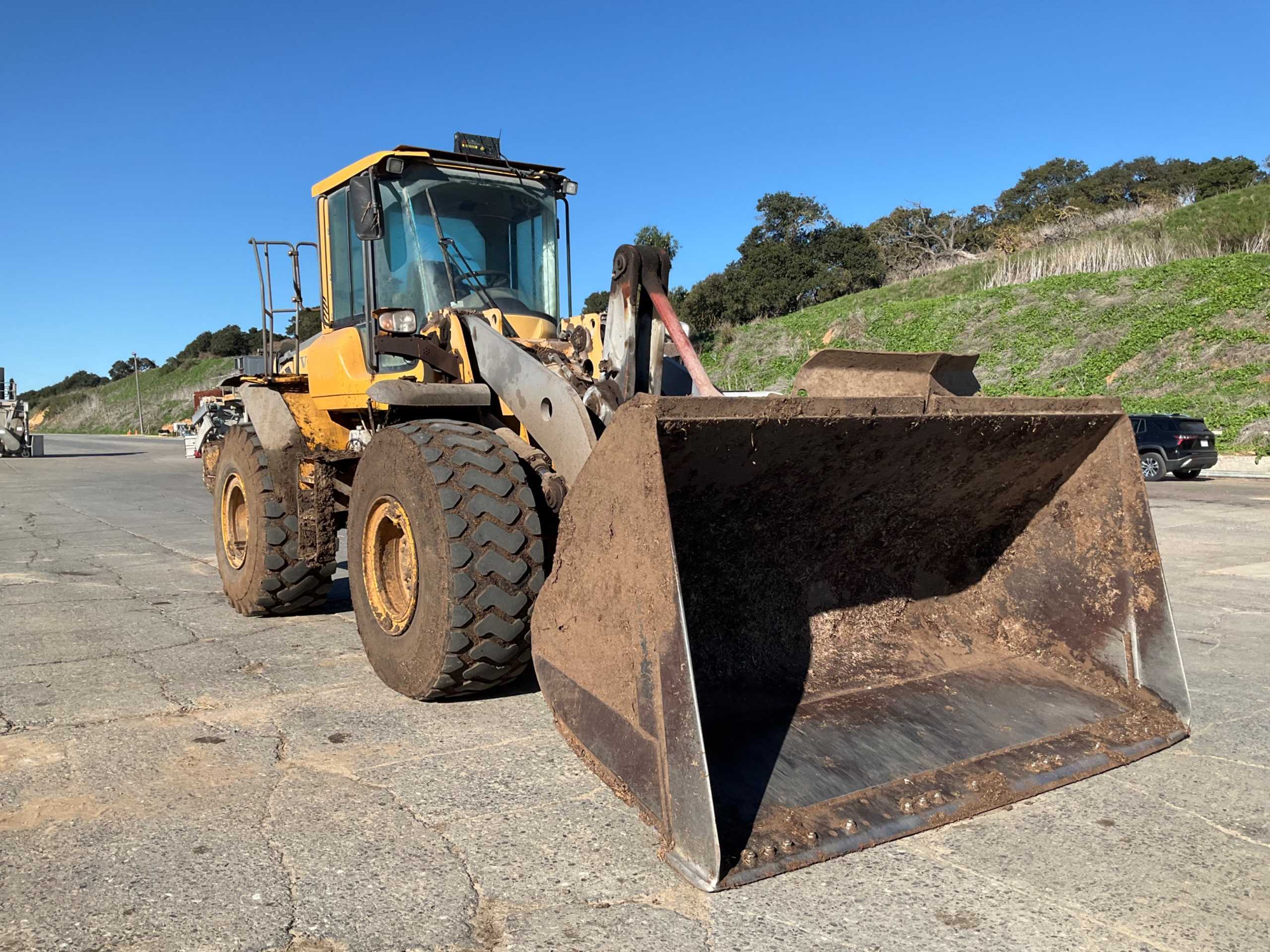 VOLVO L120F WHEEL LOADER