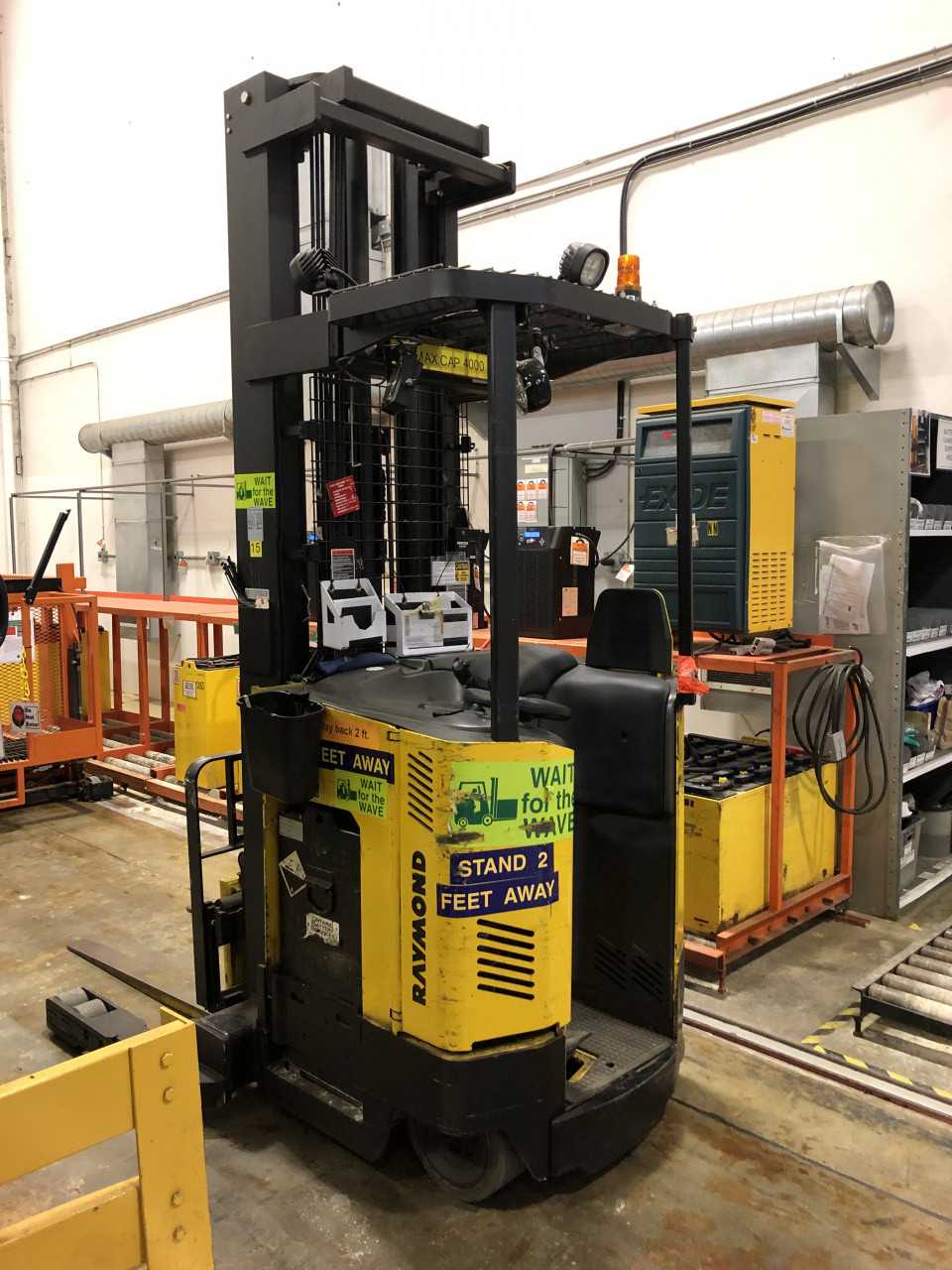 Raymond Reach Truck - REACH TRUCKS