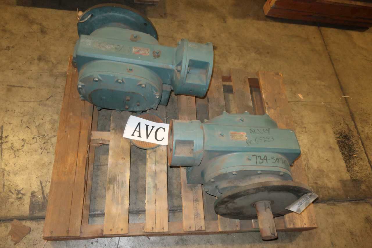 LOT OF 2 DODGE SPEED REDUCERS - GEAR REDUCERS