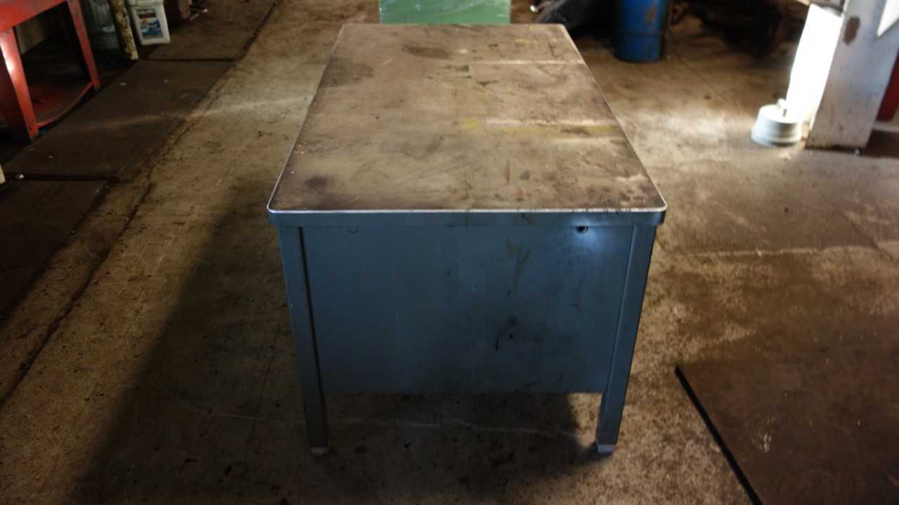 GENERAL FIREPROOFING HEAVY DUTY TOOL WORK STATION DESK - PLANT & FACILITY