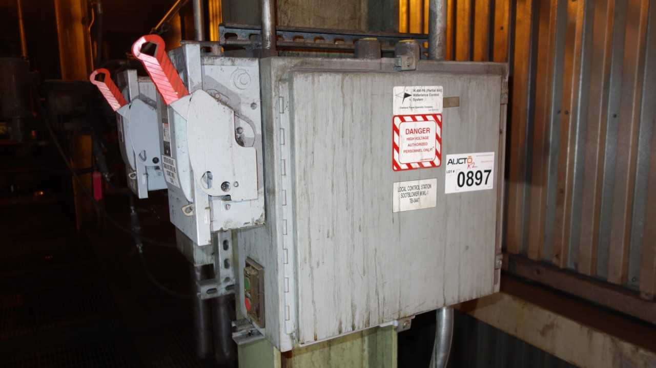 LOT OF 2 SOOT BLOWER WATER LANCE CONTROL PANEL W/ SIEMENS 30A DISCONNECT - AUTOMATION & CONTROLS