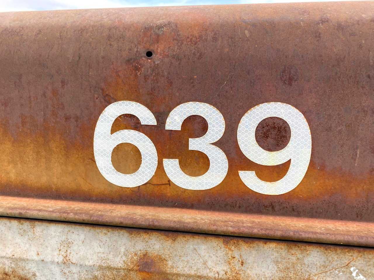 1991 Lincoln SAE-400 Diesel Arc Welder and Trailer - WELDING EQUIPMENT