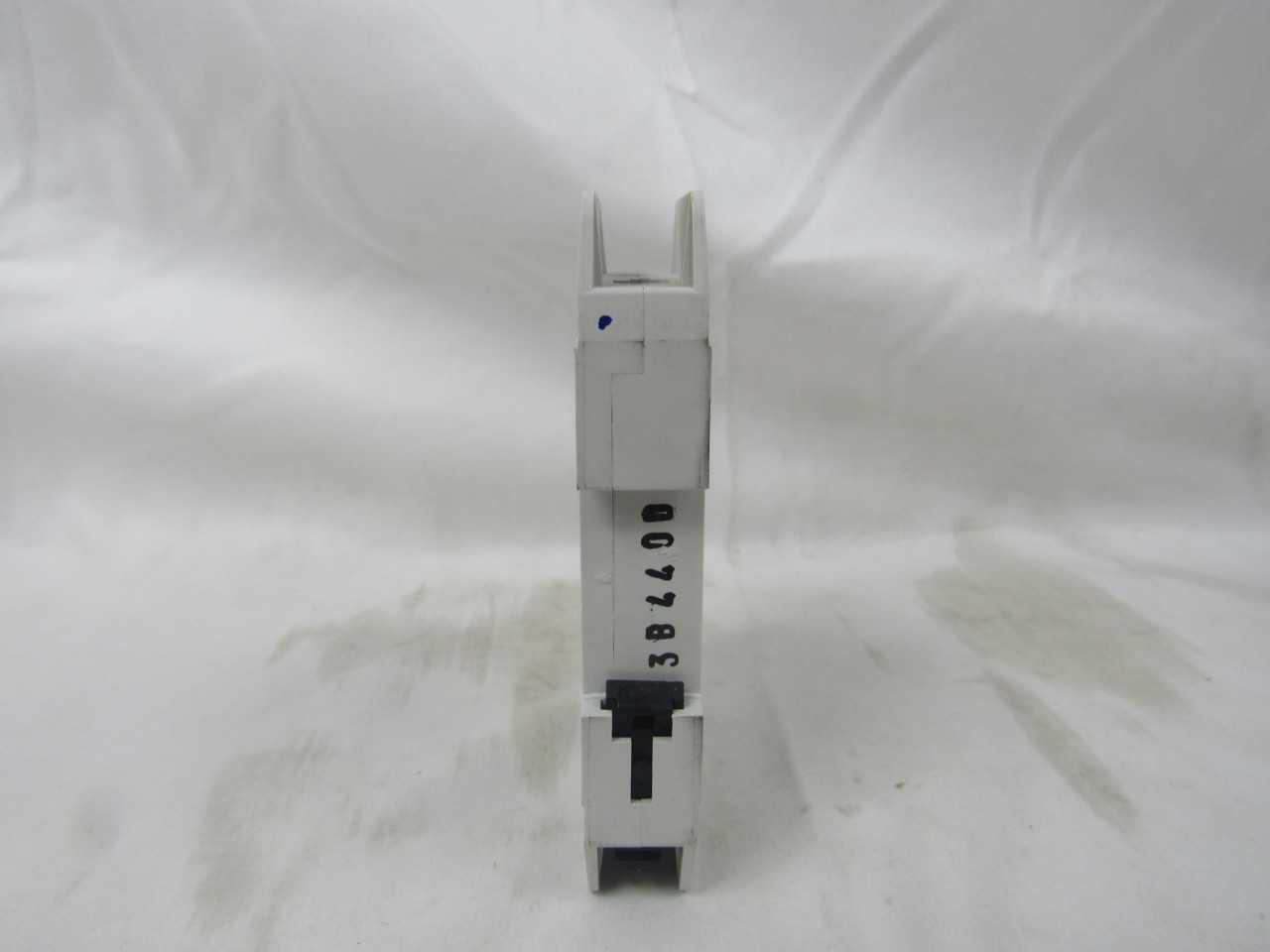 (53) Eaton FAZ-D40/1-RT-SP Plug In D Curve 1P 40A 120/240VAC 50/60Hz - ELECTRICAL PARTS
