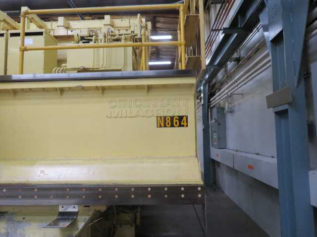 Cincinnati Milacron 5 Axis, 3-Spindle Gantry Mill - CNC MACHINING CENTERS