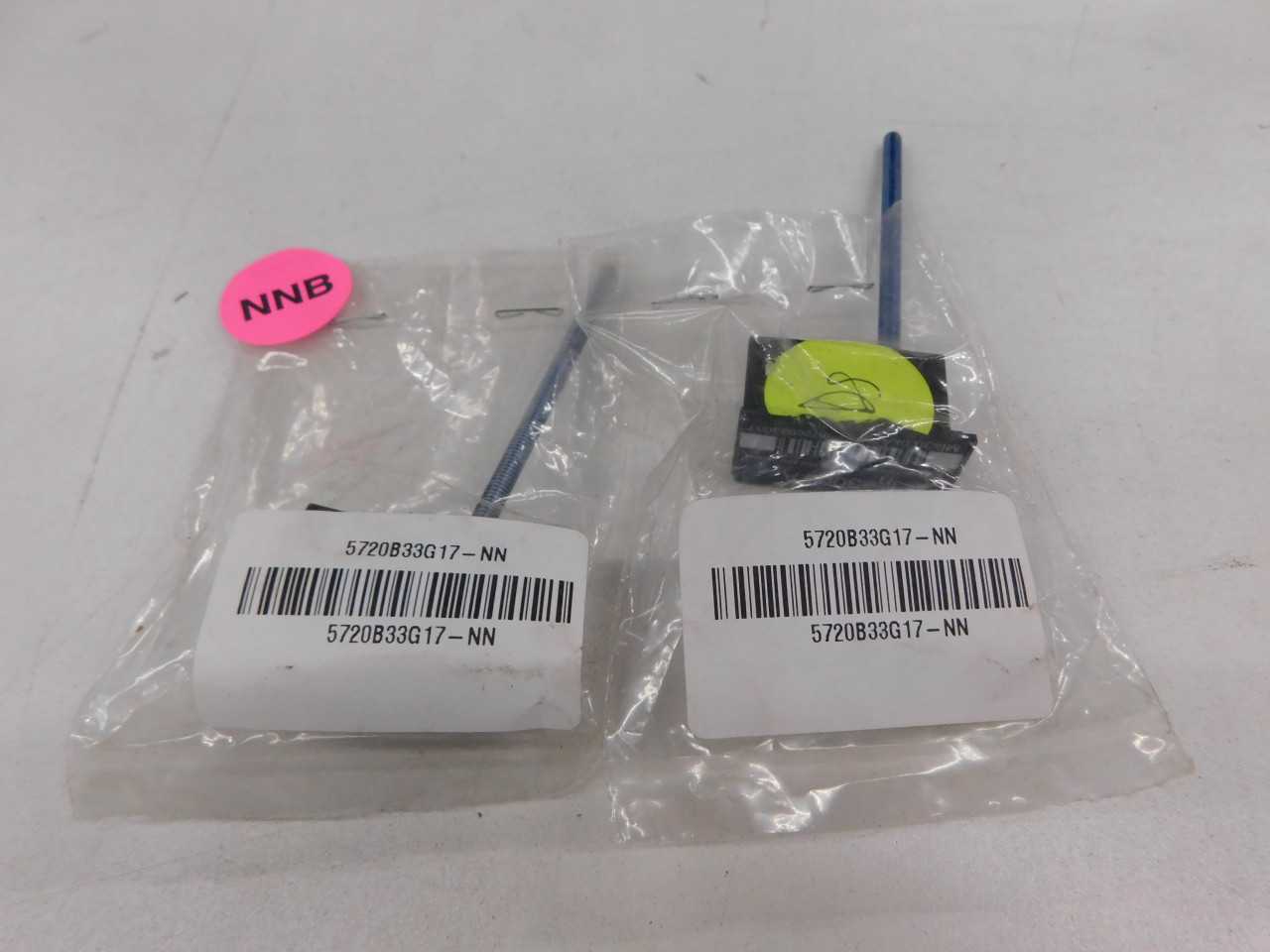 Lot of Quantity 2x 5720B33G17 MCCB/Molded Case Circuit Breakers - CIRCUIT BREAKERS