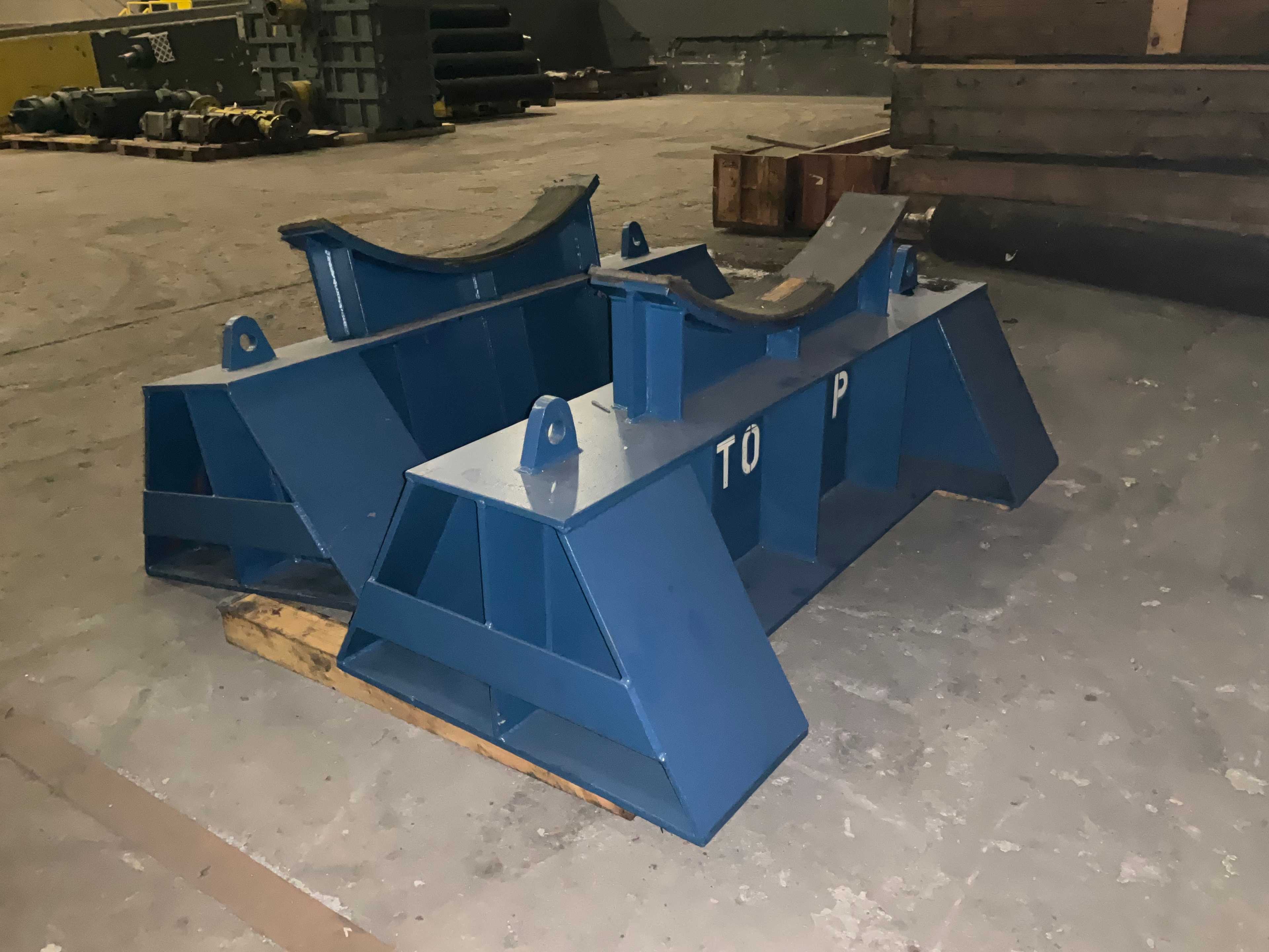 QTY 2- ROLL WORK STAND - ROLLING WORK TABLE