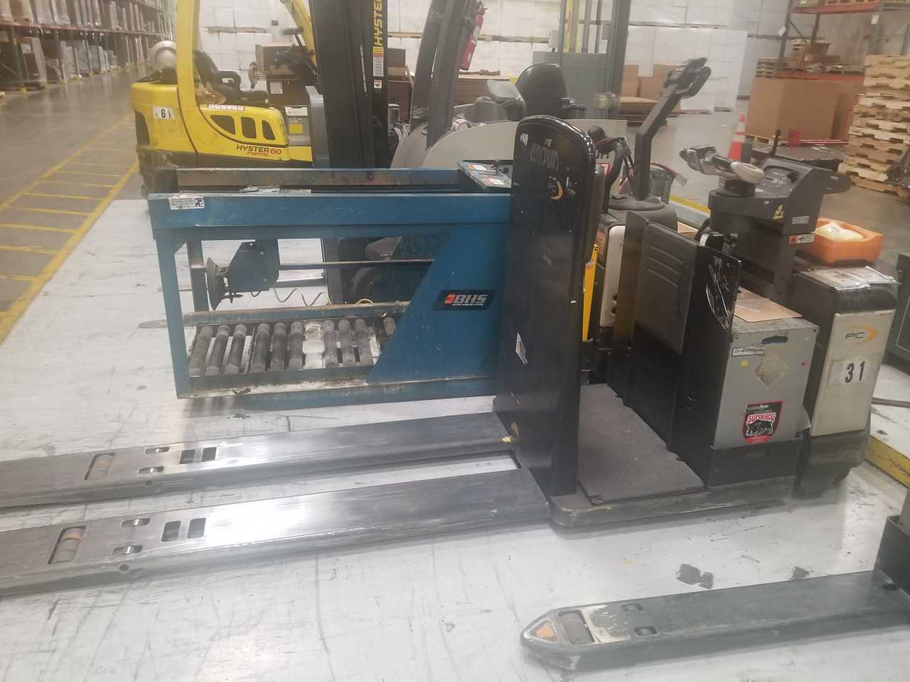 2013 Crown PC4500-80 rider jack Livermore CA - MANUAL PALLET JACKS 2013 Crown PC4500-80 rider jack Livermore CA - MANUAL PALLET JACKS