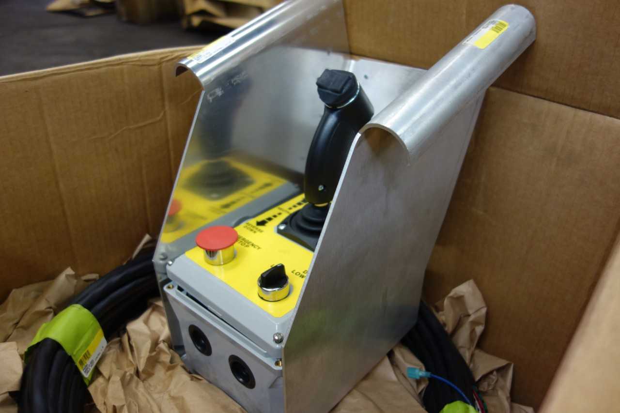 SCISSOR LIFT JOYSTICK HARNESS MOTOR CONTROLLER - ELECTRIC MOTORS