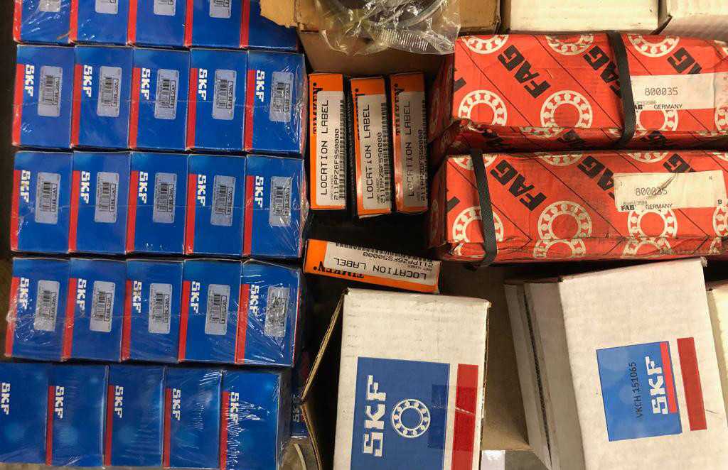 1 pallet of assorted bearings - BEARINGS