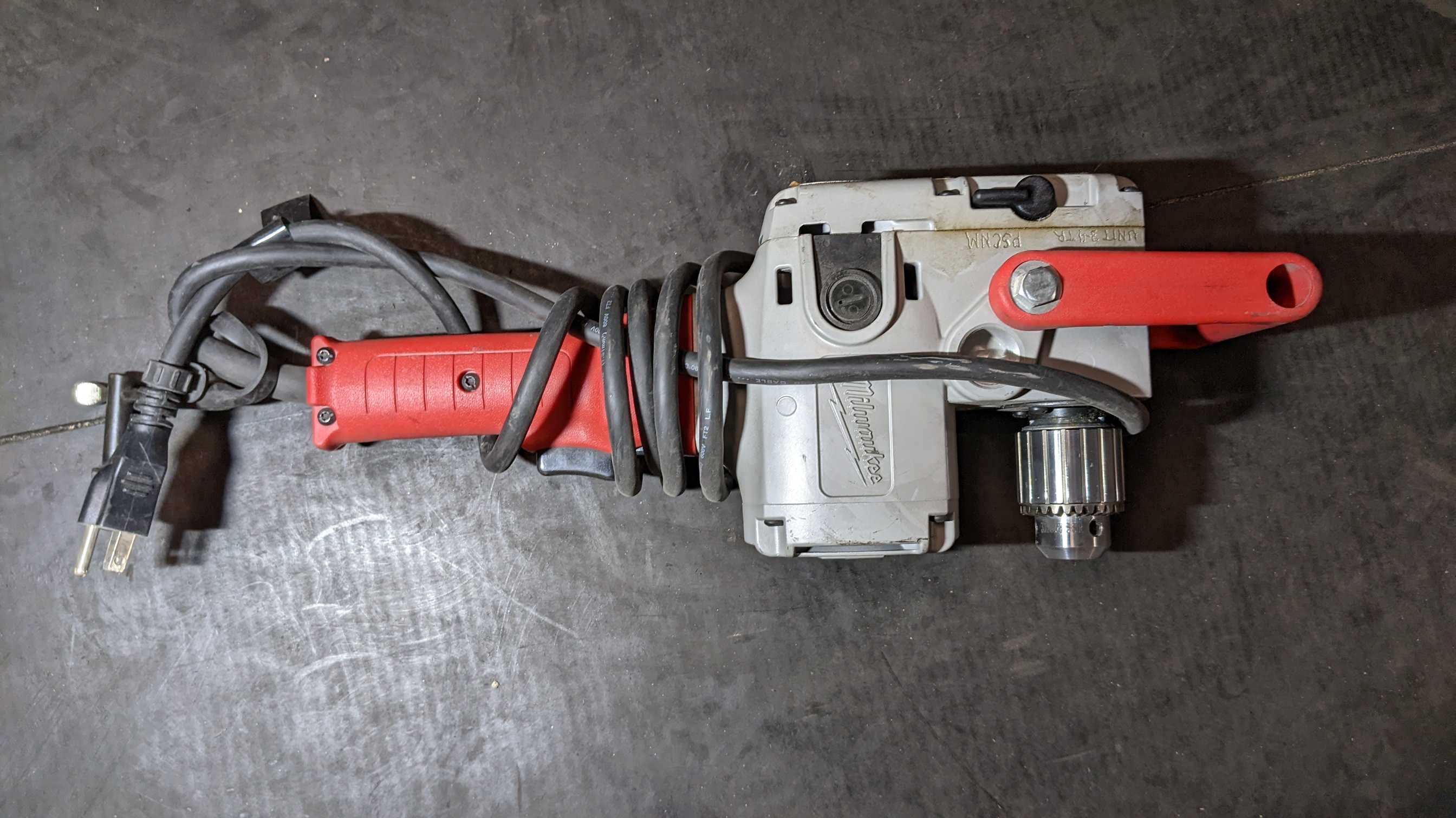 LOT OF 4 POWER TOOLS - ELECTRIC POWER TOOLS