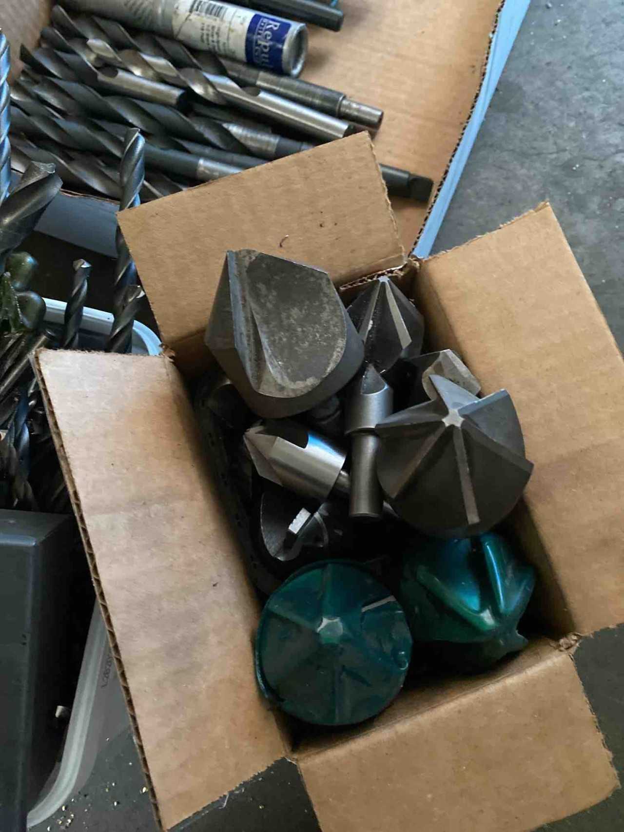 Drill chucks & counter bores & counter sinks - INDUSTRIAL PARTS
