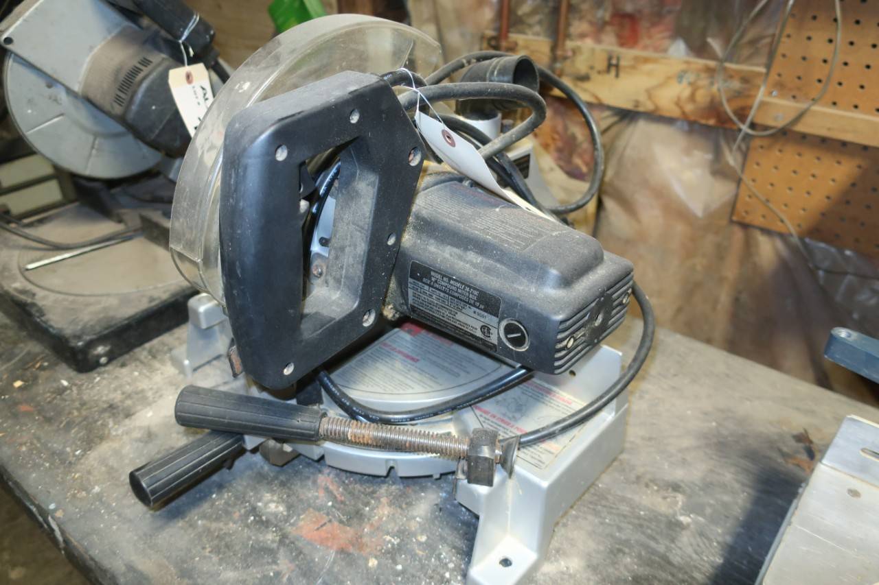 BLACK & DECKER 9425-04 COMPOUND MITER SAW TYPE 1 120V 60HZ 8A 3600RPM