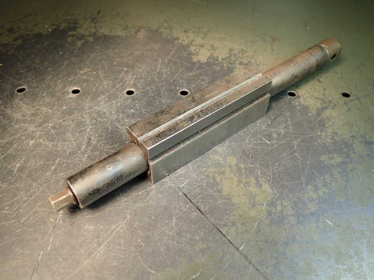 Impero SIE-T8 7/8" Graduated Boring Bar w/ 1" x 1-1/2" Clamping Block - MACHINING ACCESSORIES & TOOLING