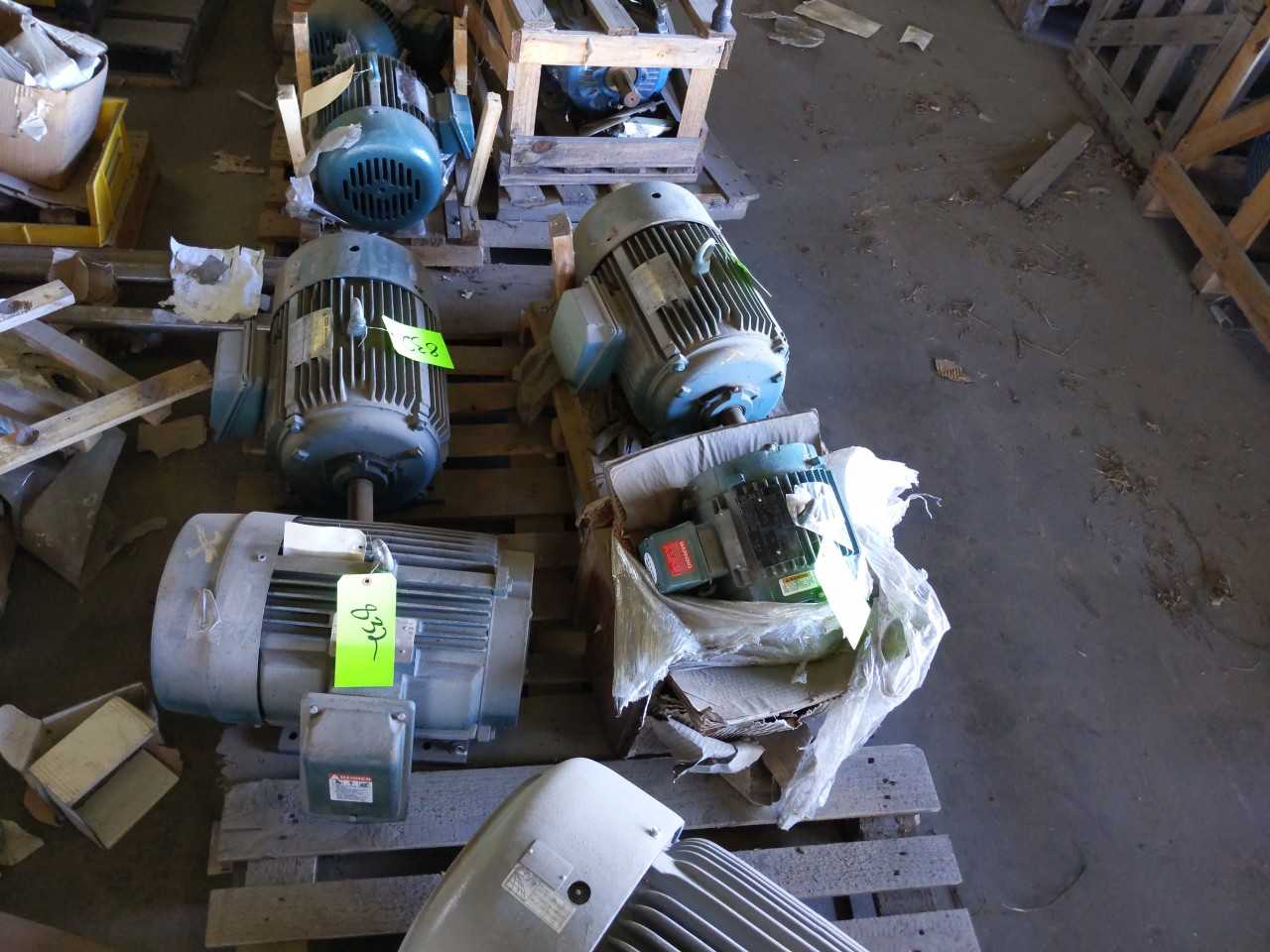 Lot of 4 Electric, Leeson, Toshiba Motors - ELECTRIC MOTORS Lot of 4 Electric, Leeson, Toshiba Motors - ELECTRIC MOTORS