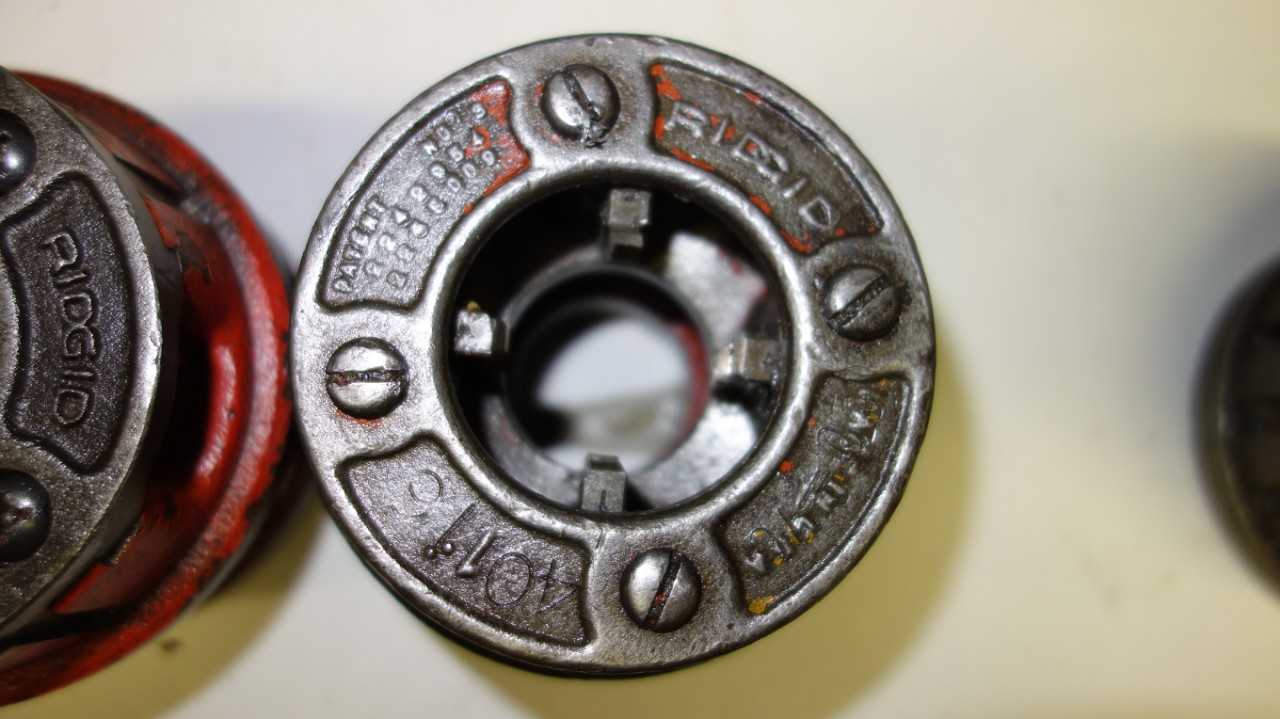 LOT OF 2 RIDGID 1 IN DIE HEADS - ELECTRIC POWER TOOLS