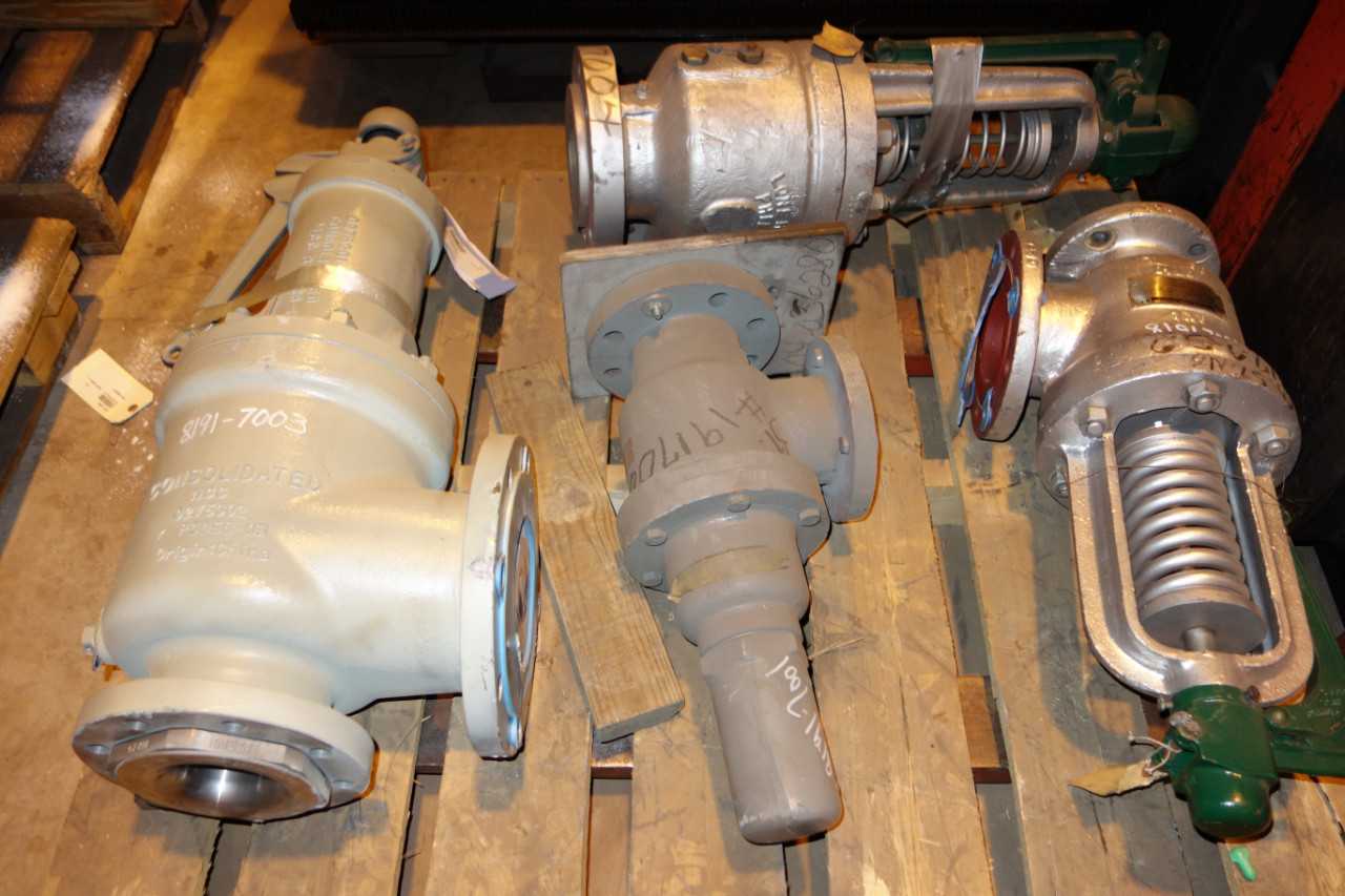 1 PALLET OF ASSORTED RELIEF VALVES, 3X4IN TO 4X6IN - RELIEF VALVE