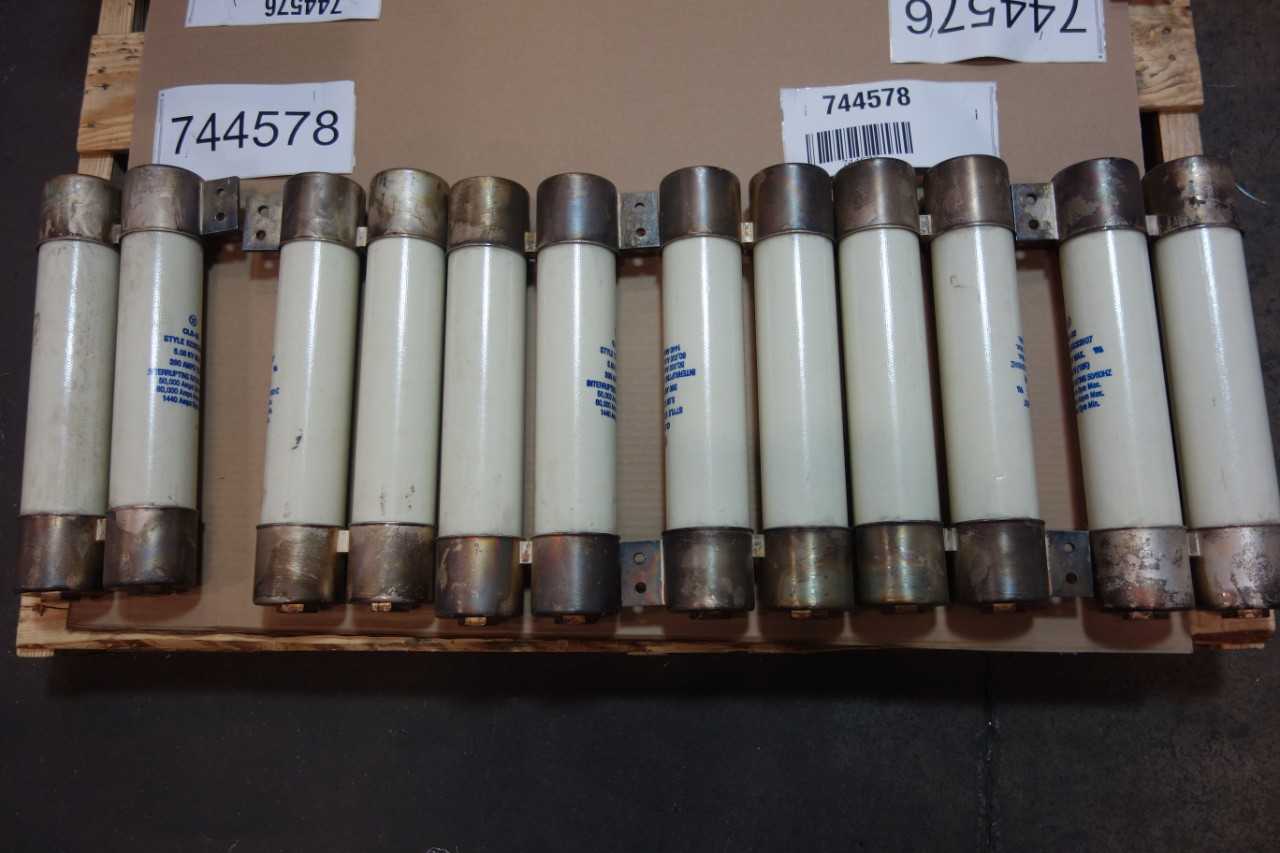 LOT OF 6 WESTINGHOUSE CLS-22 5259C53H07 390A AMP 5.08KV-AC CARTRIDGE FUSE - ELECTRIC MOTORS