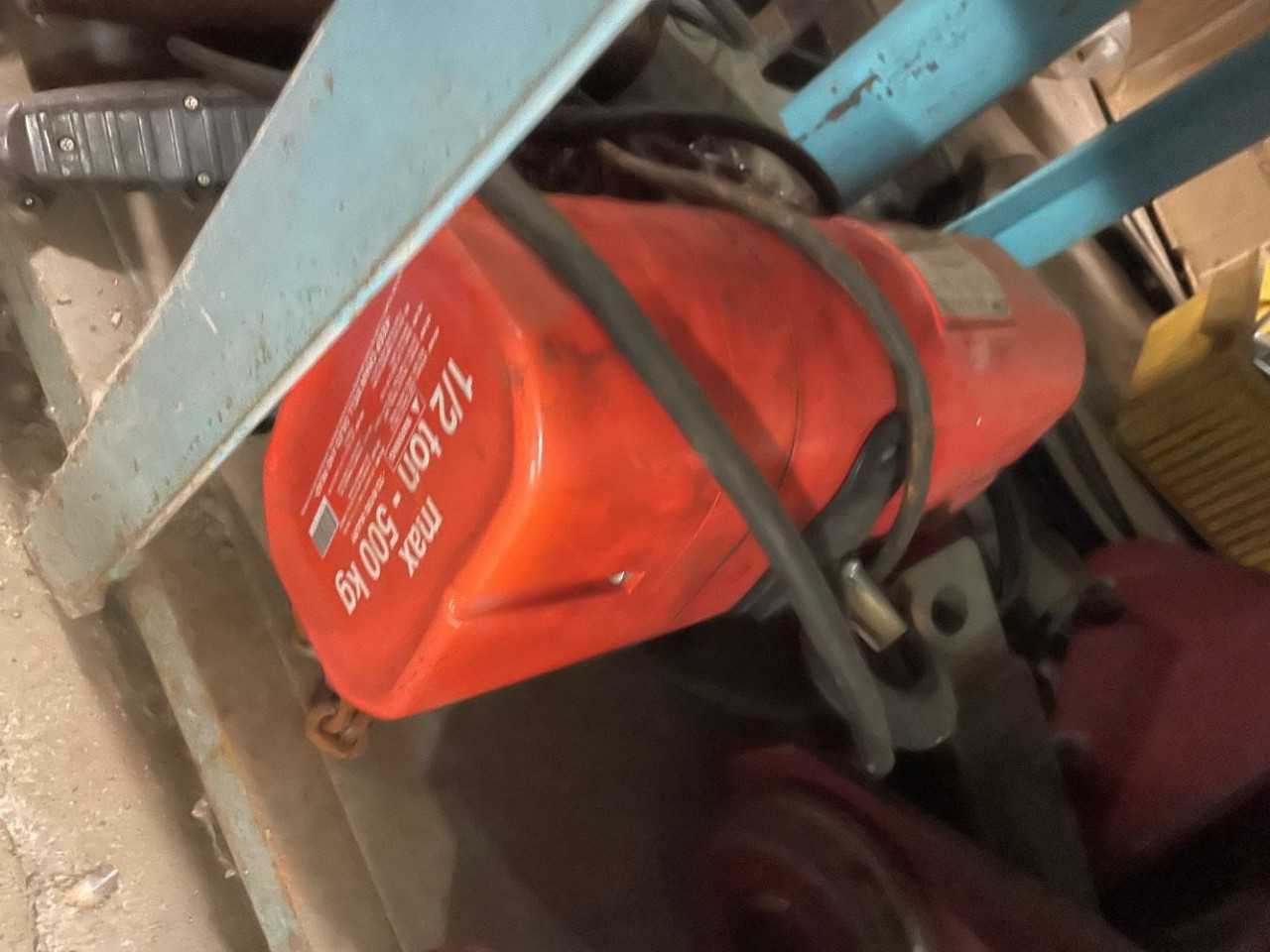 Hoist - LIFTING EQUIPMENT