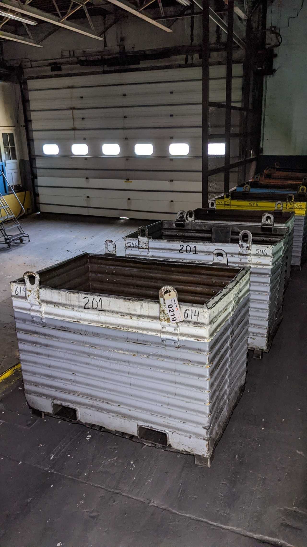 Lot of 7 steel bins - TOOL STORAGE Lot of 7 steel bins - TOOL STORAGE