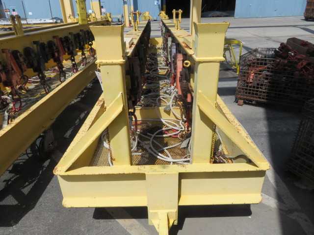 Crane Parts on Wheeled Track - MISCELLANEOUS