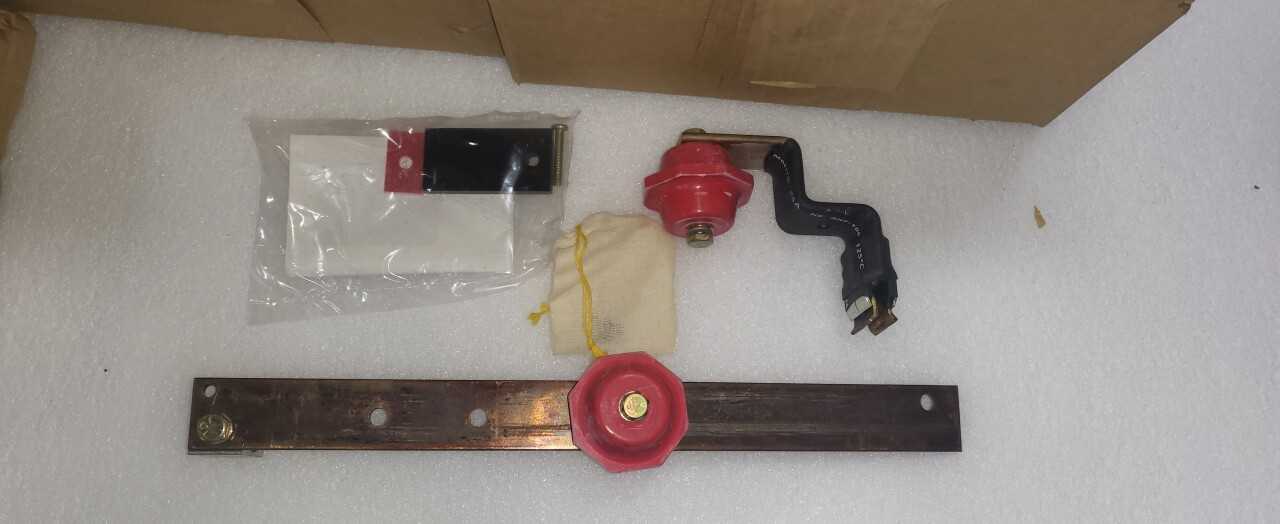 NEW SURPLUS POW-R-WAY NEUTRAL - PLUGS & RECEPTACLES