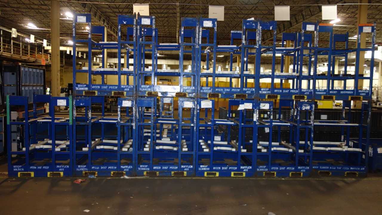 LOT OF 11 TENNECO W193P 2017P552 MUFFLER ASSY RACKING STORAGE RACKS - PALLET RACKING