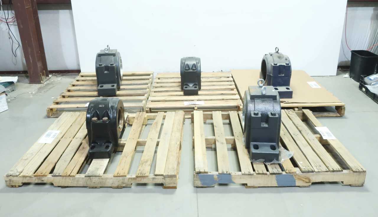 LOT OF 5 ASSORTED SPLIT CASE PILLOW BLOCK BEARING HOUSINGS - BEARINGS