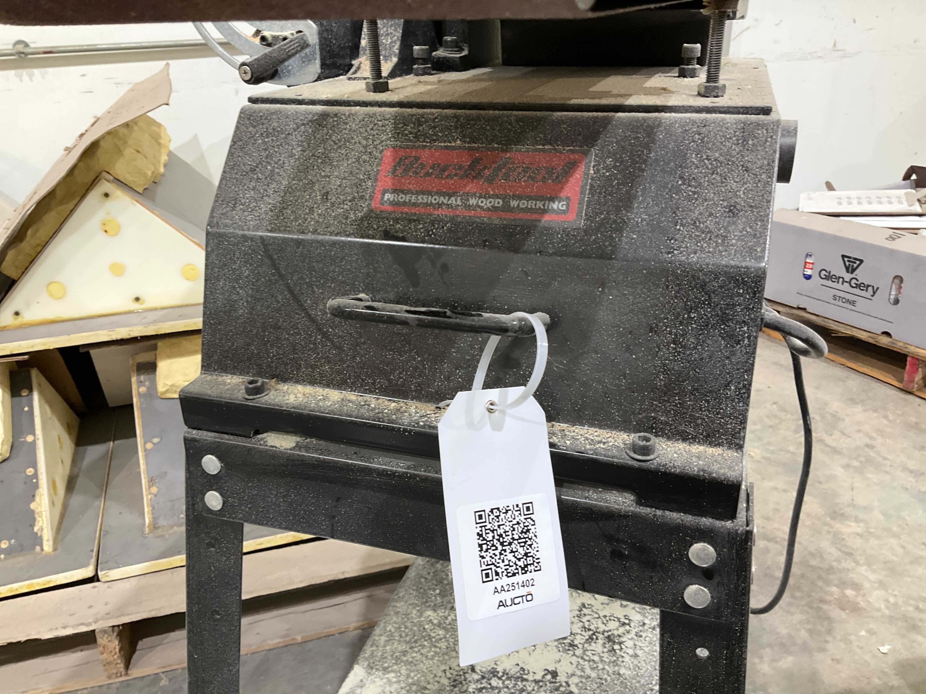 BUCKTOOL BD61000 BELT AND DISC SANDER - PALLET JACKS