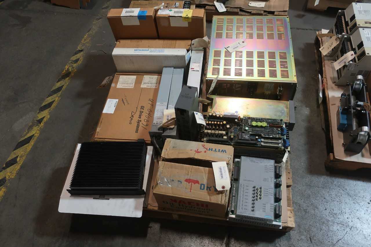 1 PALLET OF ASSORTED ELECTRICAL CONTROLS, MODULES, SERVO AMP, POWER SUPPLY, SERVO DRIVE- MITSUBISHI, ABB, YASKAWA, WESTINGHOUSE - ELECTRICAL COMPONENTS