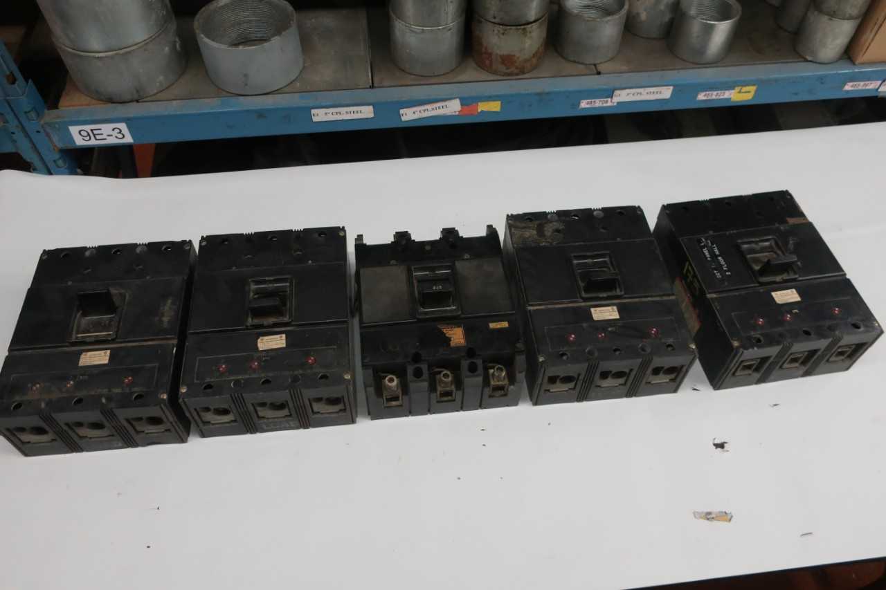 LOT OF 5 ASSORTED WESTINGHOUSE 3P CIRCUIT BREAKERS - CIRCUIT BREAKERS