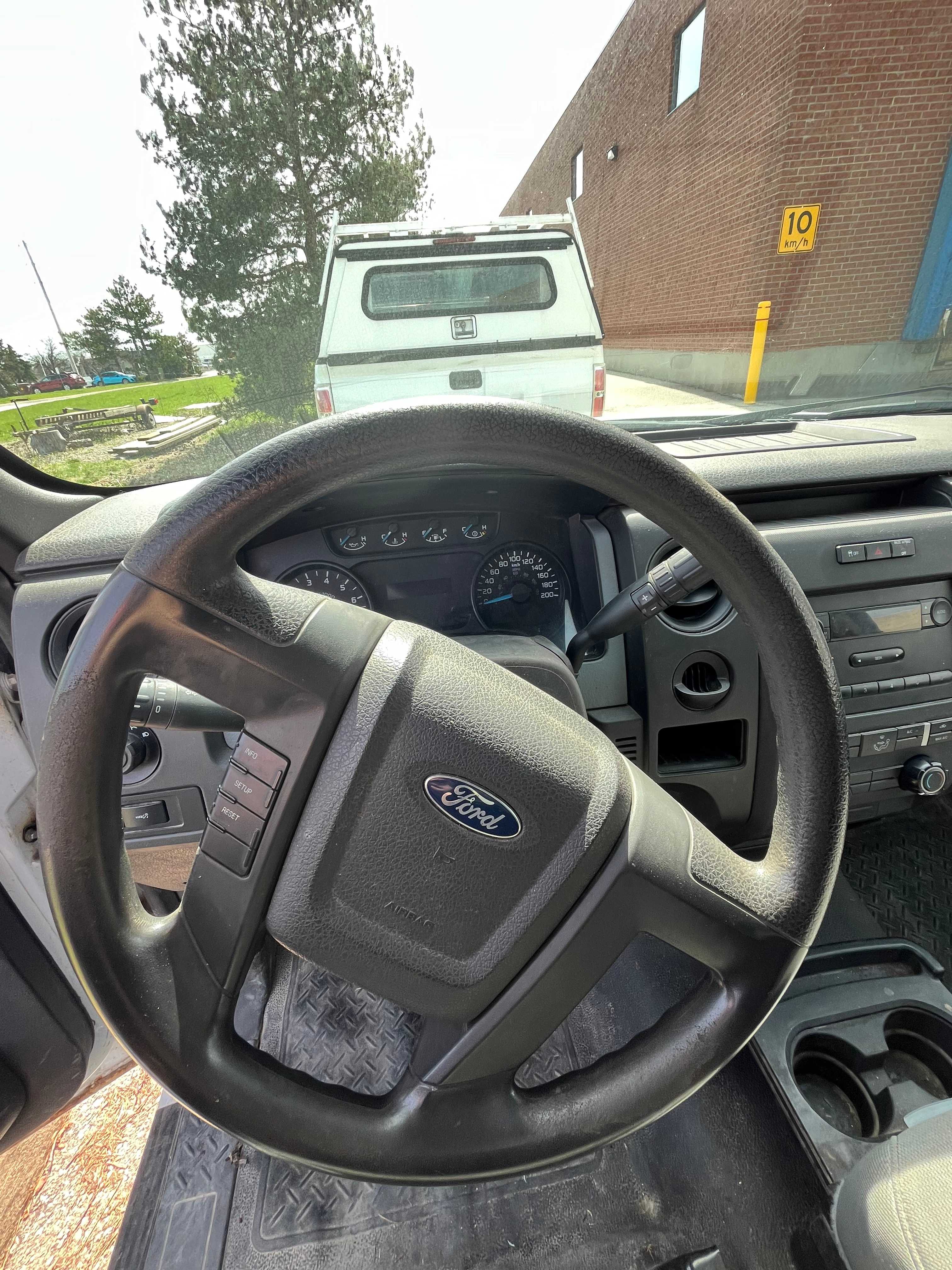 2014 - FORD - F-150 - PICKUP TRUCK - HYDRO EXCAVATOR TRUCKS