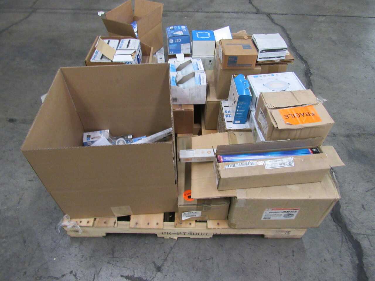 Pallet of 309 Assorted Lights, LEDs, Electric Fans, Electrical Enclosure, Transformers & More - CONTROL TRANSFORMERS