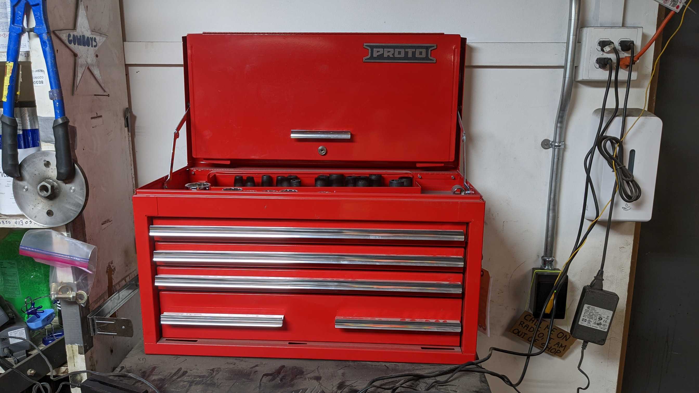 PROTO TOOL BOX AND CONTENTS - ELECTRIC POWER TOOLS PROTO TOOL BOX AND CONTENTS - ELECTRIC POWER TOOLS