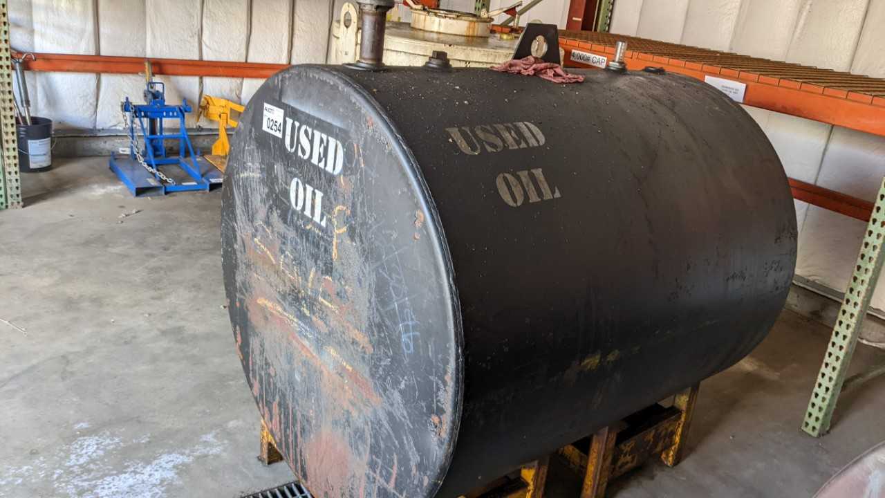 Used waste oil tank - PROCESS EQUIPMENT