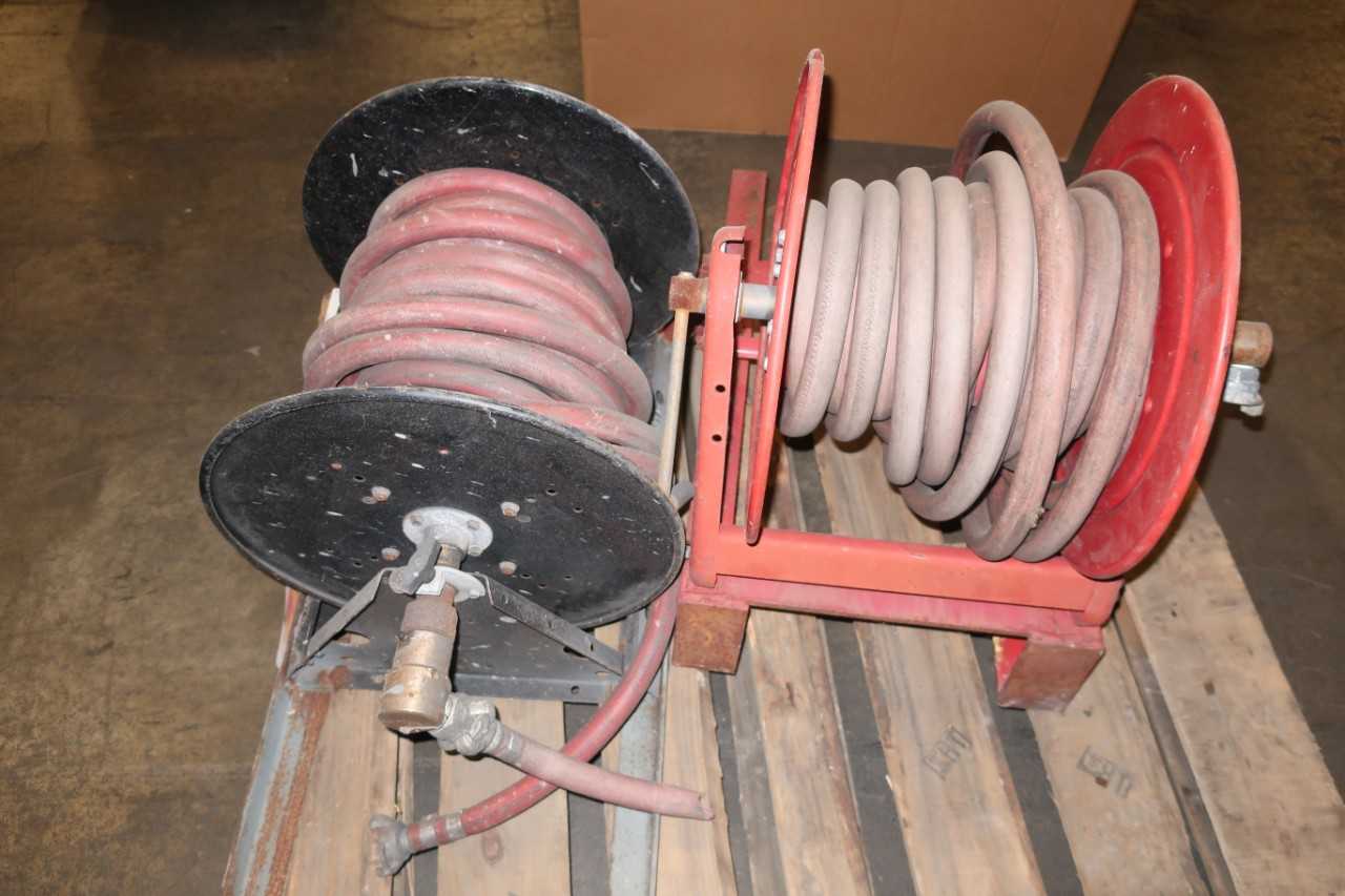 LOT OF 2 ASSORTED HOSE REELS - HOSE