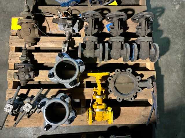 Bulk Lot of Valves Including Kennedy, Powell, Descote, Neway & More - QTY 60 Pieces on 5 Pallets - VALVES