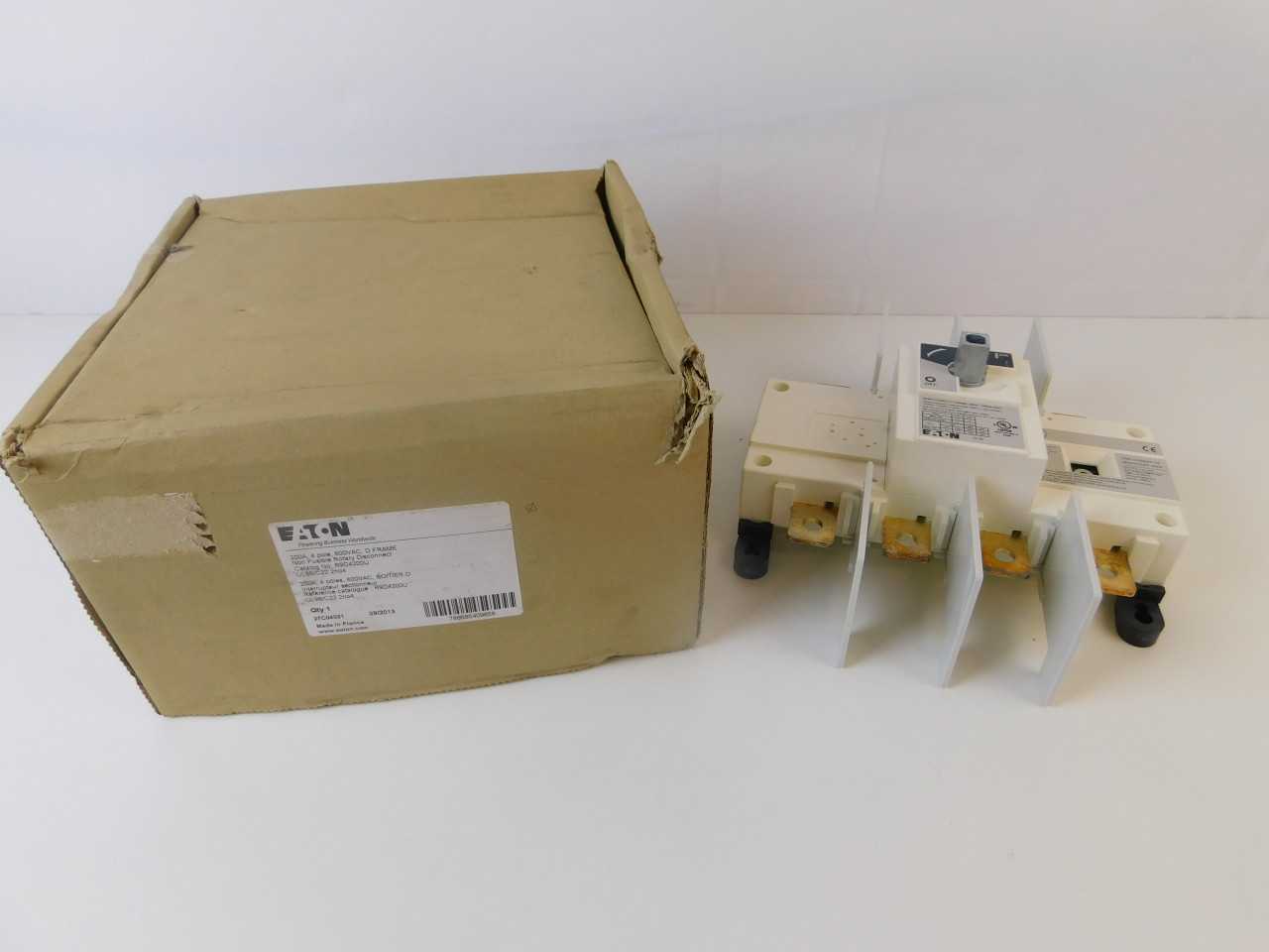 Quantity of 1x R9D4200U Switches - ELECTRICAL COMPONENTS