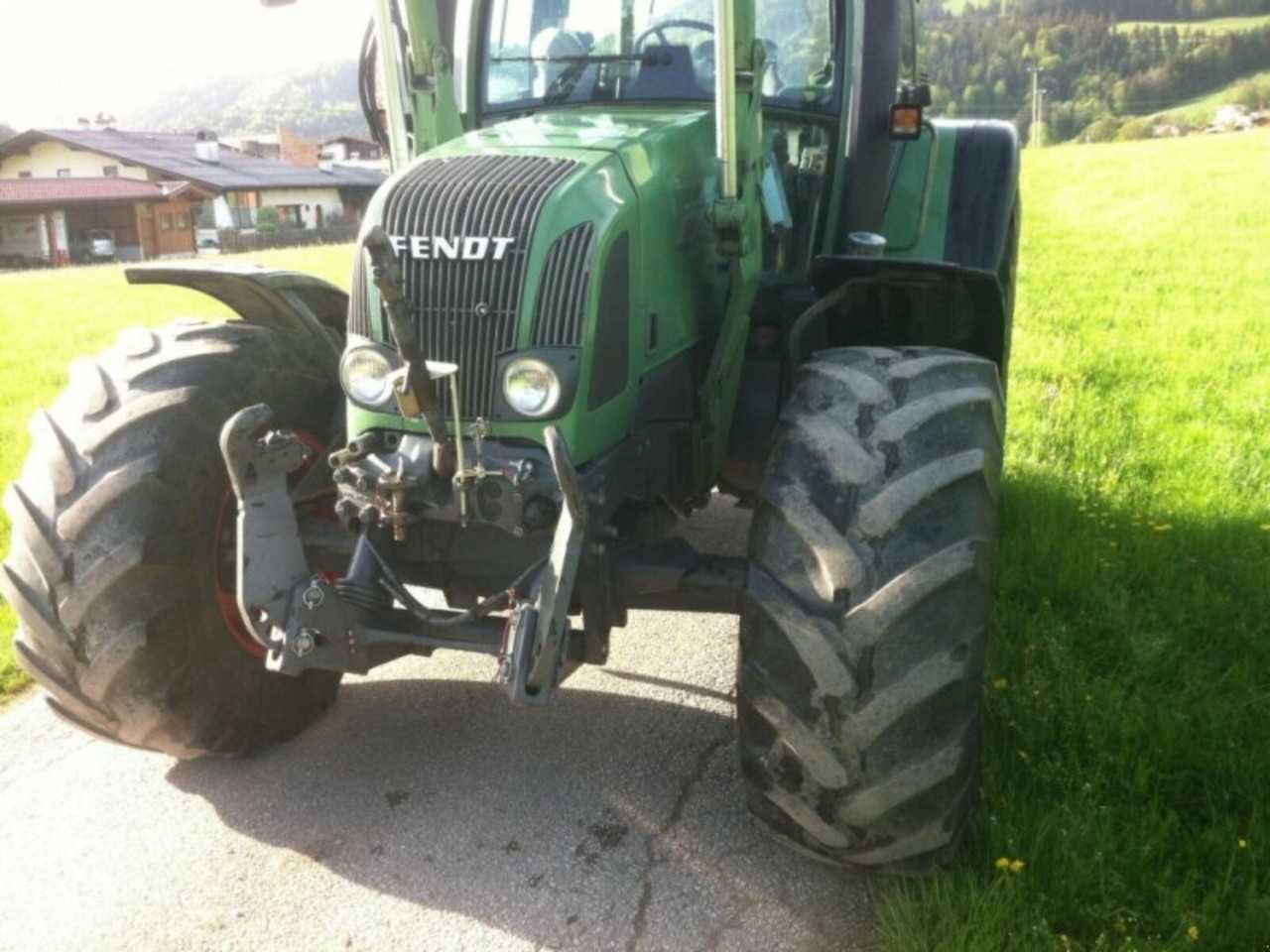 2001 Fendt 410 Vario Tractor - CONSTRUCTION EQUIPMENT