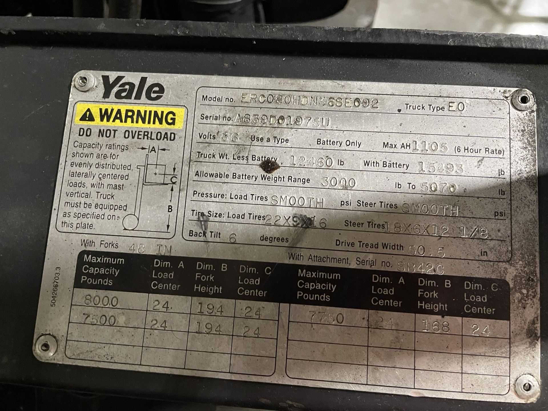 YALE ERC080HDN36SE092 COUNTERBALANCE FORKLIFT - SIT-DOWN FORKLIFTS