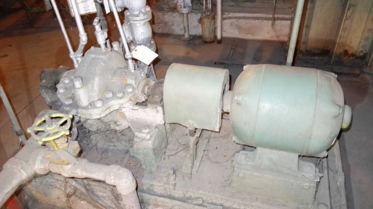 LOT OF 2 ASSORTED INGERSOLL RAND FEEDWATER HEATER PUMP MOTOR - CENTRIFUGAL PUMP