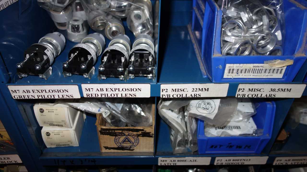 LOT OF ASSORTED PUSH BUTTONS AND REPLACEMENT PARTS AND SELECTOR SWITCHES - ELECTRICAL COMPONENTS