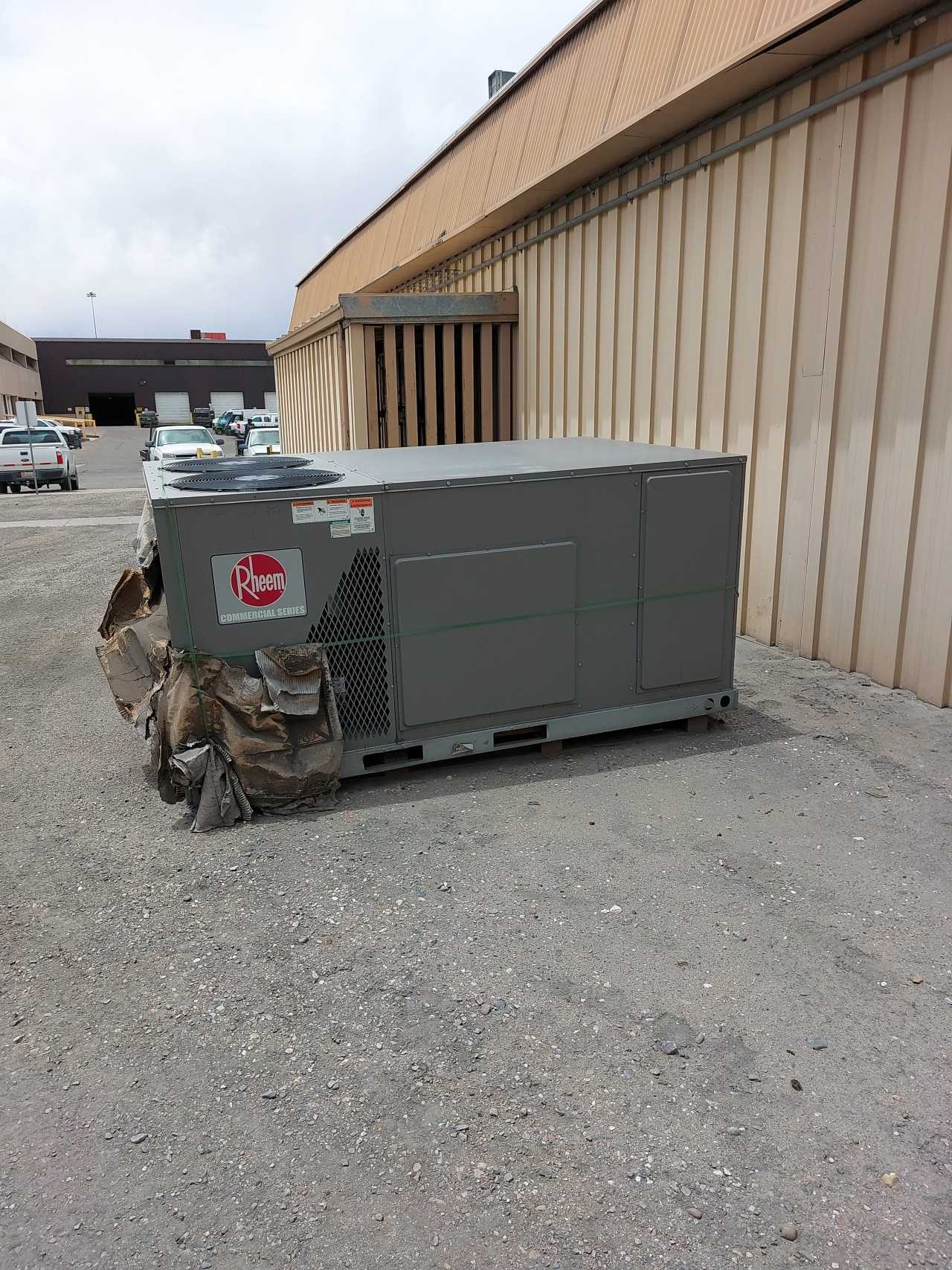 Rheem Air conditioner - AIR CONDITIONER