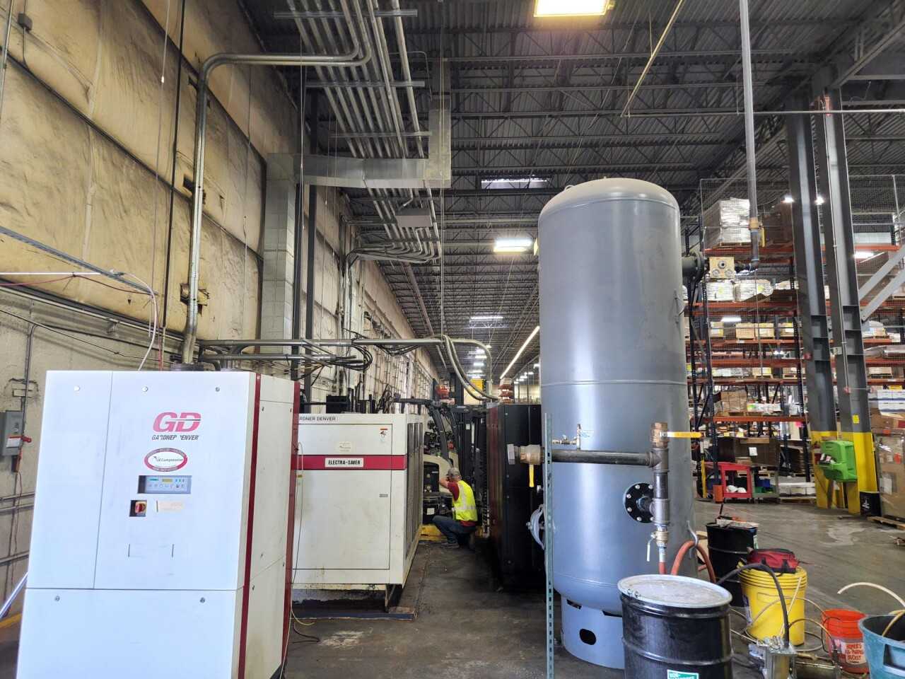 Gardner Denver SAV-250hp-EAU-100PSI Air Compressor - AIR COMPRESSORS