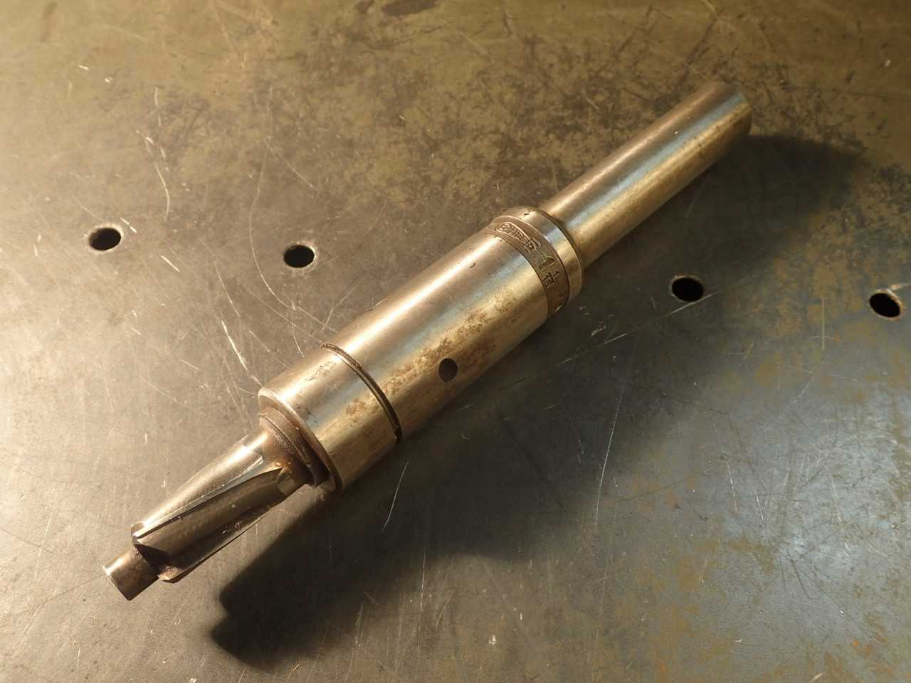 Eclipse 1-1/16" 1AH-S Twist-Lock Tool Holder 3/4" Straight Shank - MACHINING ACCESSORIES & TOOLING